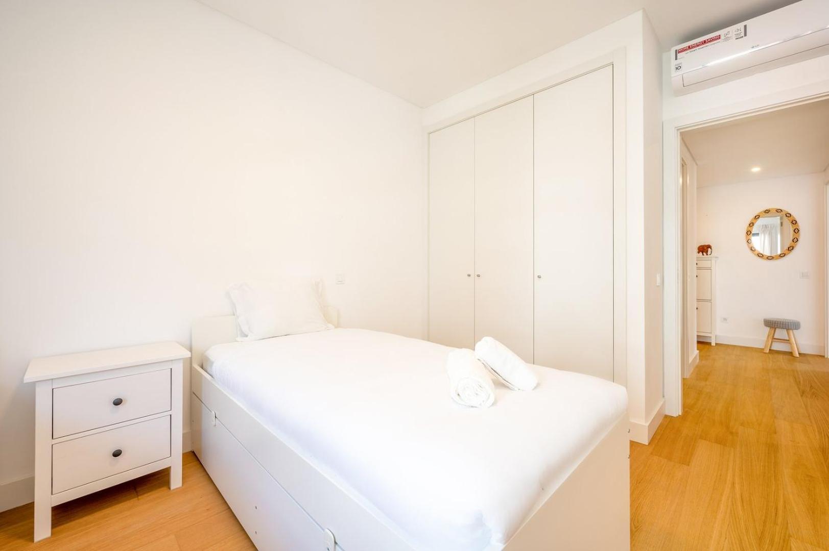 Guestready - Tranquil Seixal Haven Apartment Room photo